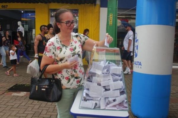 Comprando no Comércio Local: notas fiscais podem ser trocadas até quarta-feira