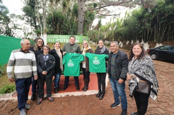 Prefeita Paula visita Comunidade Terapêutica Feminina no bairro Educacional