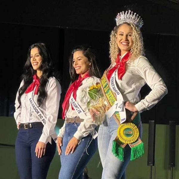 Cruz-altense Milene Pasinato é eleita 2° Princesa da 46ª Expointer