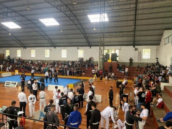 Hoje tem PRO RS DE JIU JITSU ETAPA CRUZ ALTA no ginásio municipal