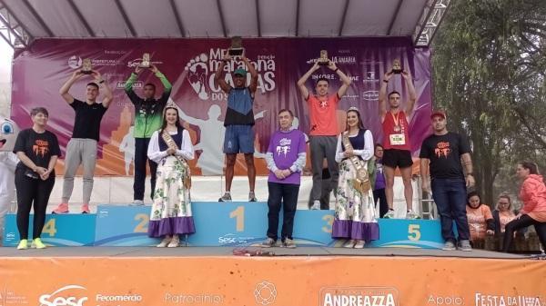 Lutimar Paes chega em 1º na Meia Maratona de Caxias do Sul na categoria 5km