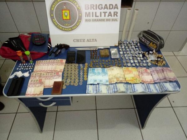 Operação da Brigada prende 08 pessoas em Cruz Alta