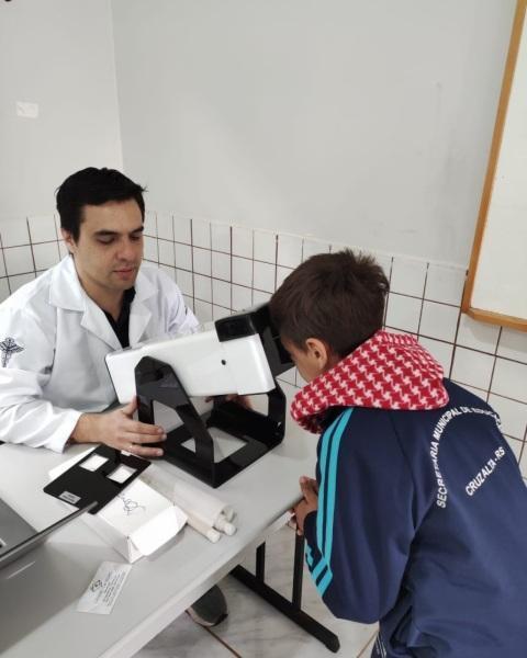 Projeto auxilia alunos de escolas municipais de C. Alta com problemas de visão