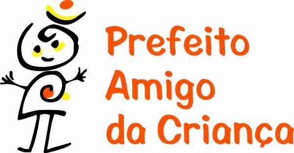 Prefeita Dra. Paula adere ao Programa Prefeito Amigo da Criança