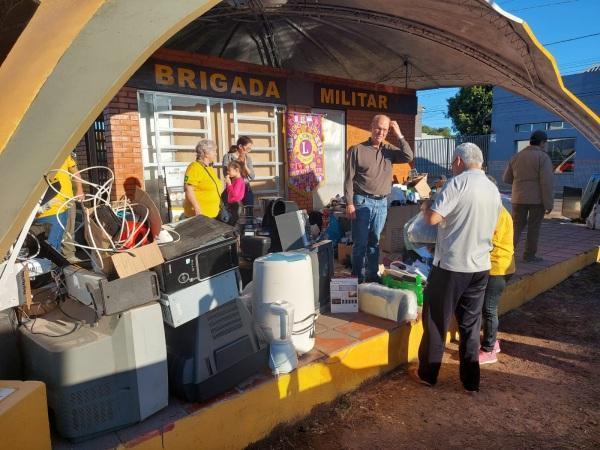 Lions Club coletou mais de 3 mil itens de lixo eletrônico no sábado