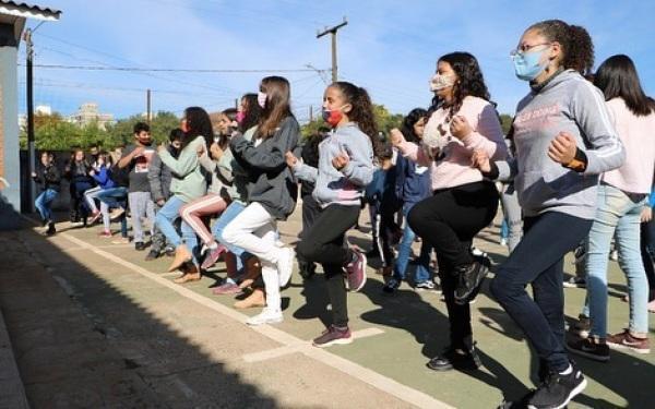 CRAS e escolas municipais se mobilizam no Dia do Desafio