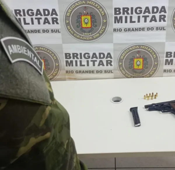 Homem é preso por porte ilegal de arma de fogo no interior de Cruz Alta
