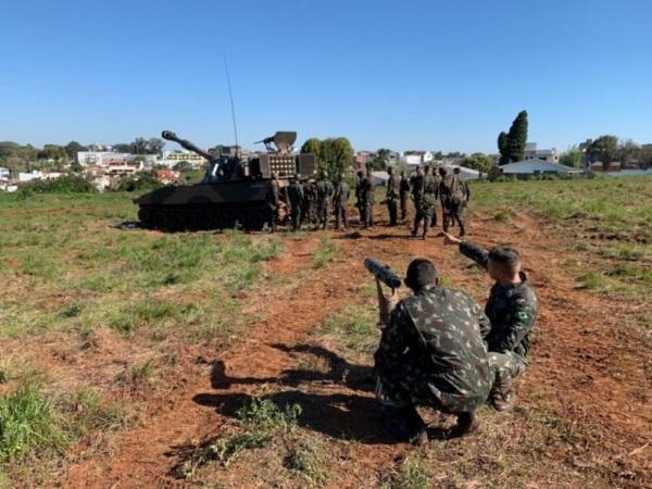 29º GAC AP apoia com instruções o curso de Sargentos da EASA