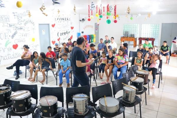 Musicalização é tema de oficina no Projeto Brincando nas férias com CRAS