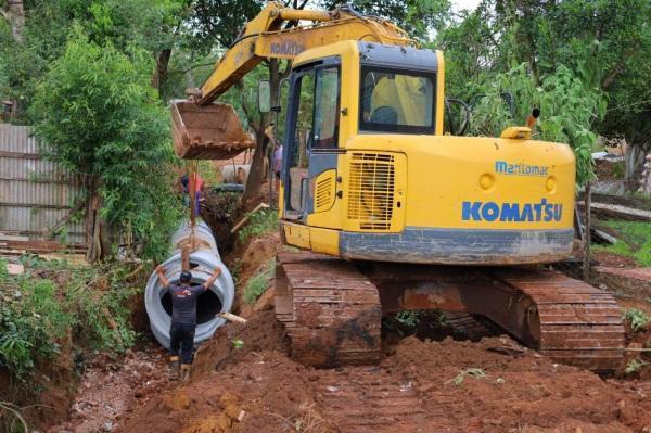 Prefeitura executa obras de drenagem pluvial nos bairros Farroupilha e Fátima