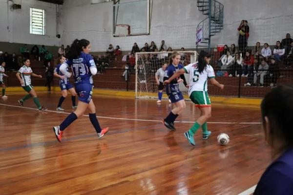 Neste domingo tem Torneio Solidário de Futsal Feminino