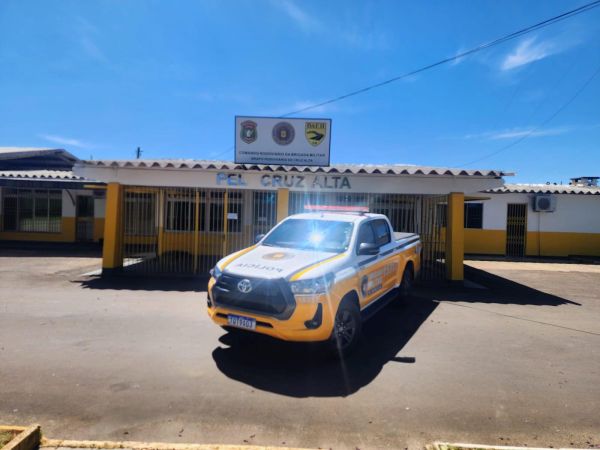 REFORÇO NO POLICIAMENTO>Pelotão Rodoviário de Cruz Alta recebe nova viatura 