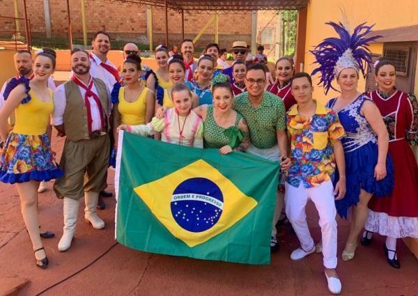 Chaleira Preta participa do Festival Internacional de Folclore