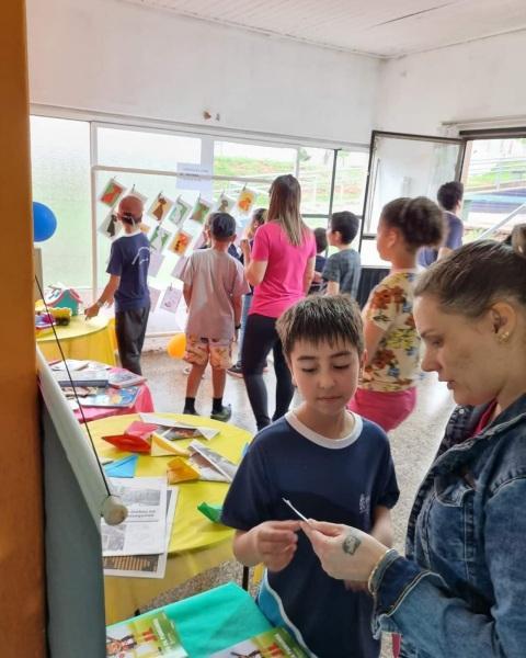 EMEF Francisco realizou Feira do Conhecimento da escola nesta semana  
