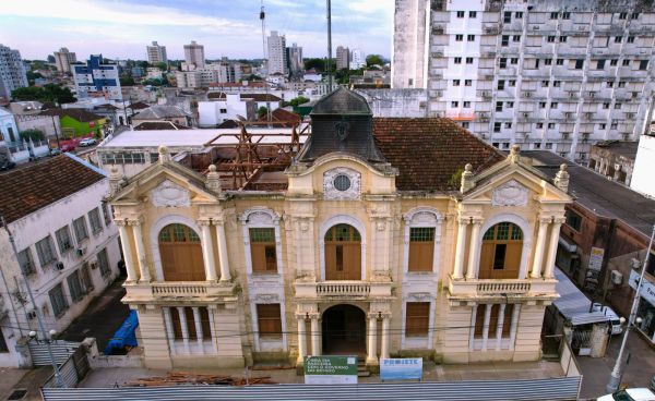 Avança nova etapa da obra de restauro do prédio da Prefeitura de Cruz Alta
