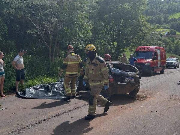 NATAL>Jovem morre e quatro pessoas ficam feridas em Ametista do Sul na ERS-591