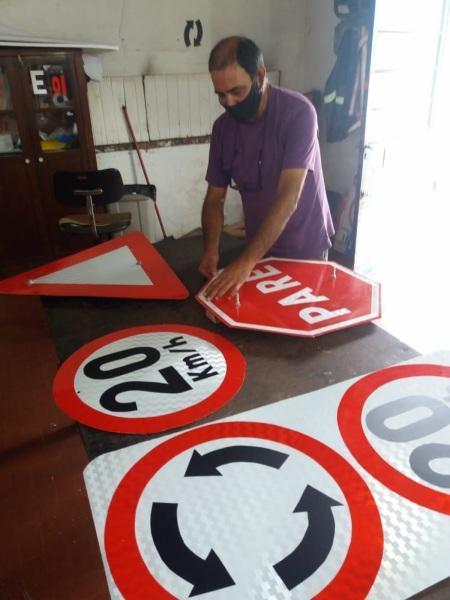 Departamento Municipal de Trânsito revitaliza sinalização em Cruz Alta