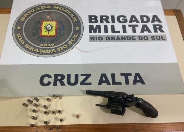 Brigada Militar de Cruz Alta realiza prisão por porte ilegal de arma de fogo