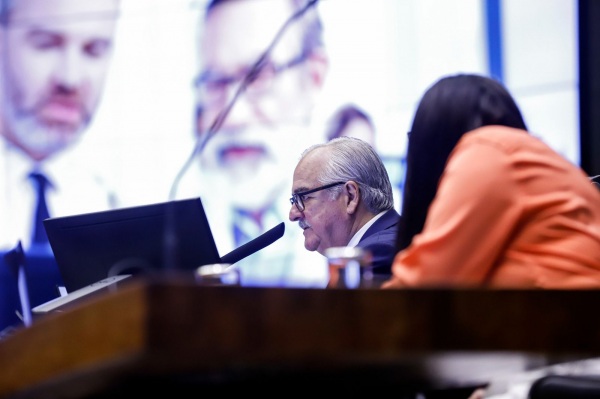 Deputado Pedro Westphalen propõe suspensão temporária de parcelas do FIES