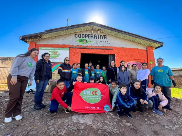 CRUZ ALTA> Projeto do Henrique Hostyn transforma alunos em agentes ambientais 