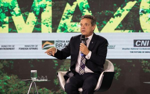 Conselho da Petrobras elege Caio Mário Paes de Andrade como novo presidente