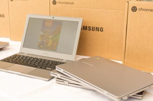 Governo inicia entrega de 50 mil Chromebooks para a rede estadual