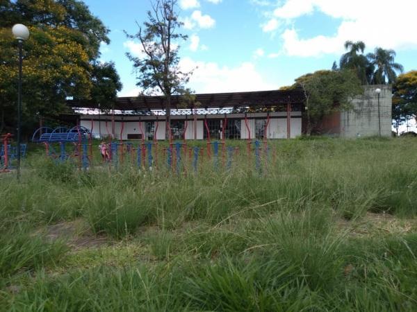 Caminhodrómo da Estação Rodoviária precisa urgente de anutenção