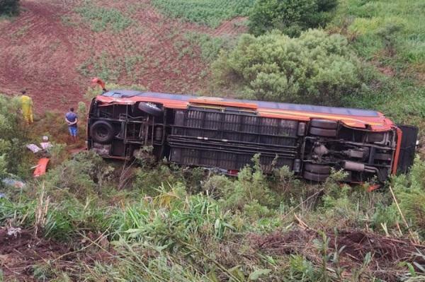 Morre passageira do ônibus que tombou na ERS-342 no domingo
