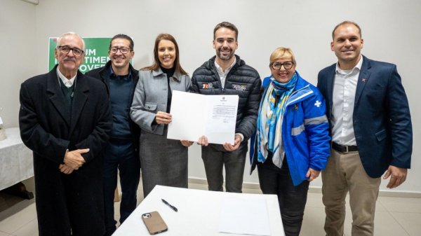 Eduardo Leite anuncia investimento de R$ 8 Milhões no Hospital São Vicente
