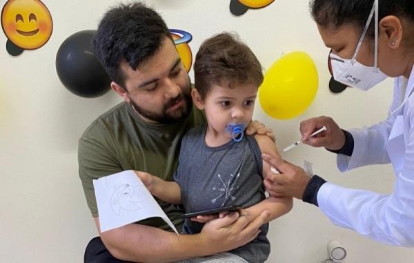 Central de Vacinação segue com horário estendido nesta quinta-feira