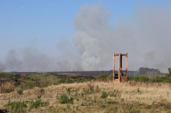 Incêndio no CICA se estende durante todo o dia