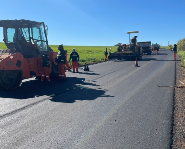 PEJUÇARA> Obras na ERS-553 avançam com foco nos trechos mais críticos