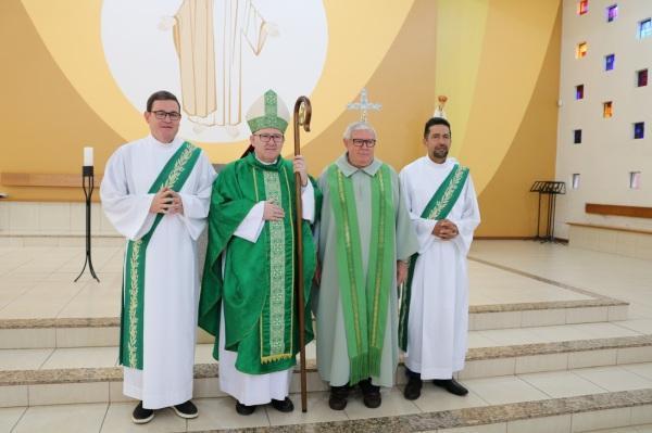 Padre Luiz Bruno Kooling toma posse na Paróquia Nossa Senhora de Fátima