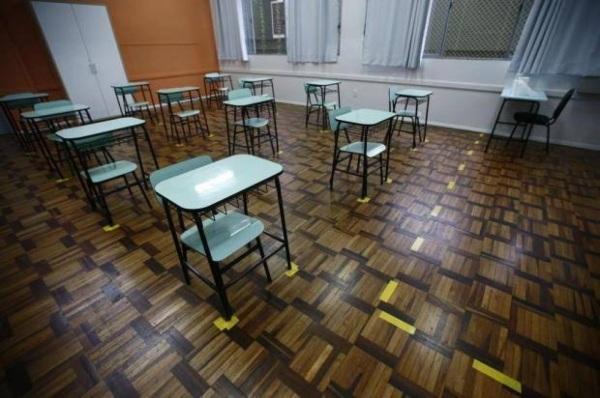 Governo divulga cronograma para retorno das aulas presenciais na rede estadual