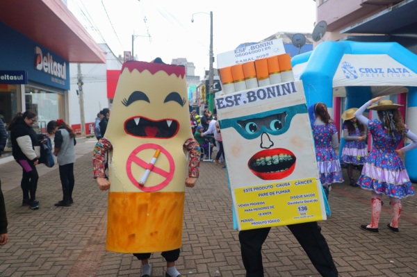 DIA MUNDIAL SEM TABACO> Atividades foram realizadas no calçadão de Cruz Alta