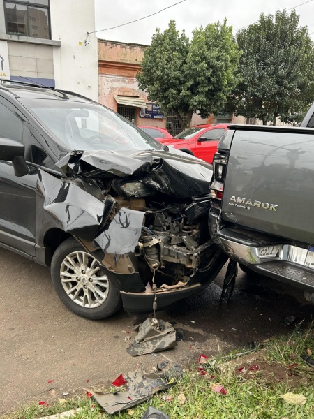 TARDE DA SEGUNDA> Colisão Envolve Três Veículos no Centro de Cruz Alta