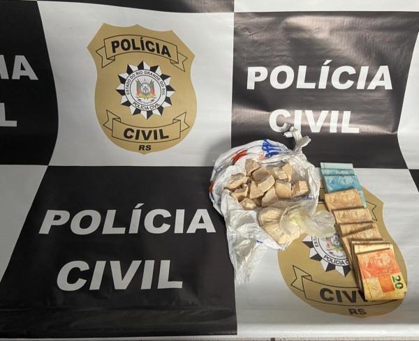 Polícia Civil apreende drogas e mais de 8 mil reais em Cruz Alta