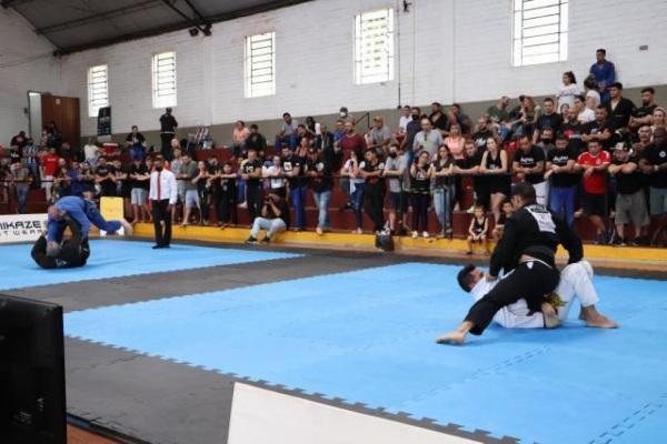 Etapa de Cruz Alta do Pró RS Jiu-Jitsu  leva bom público ao ginásio da EASA
