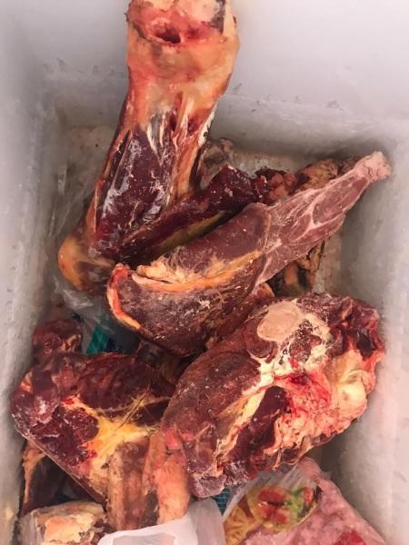 Fiscalização apreende 95 kilos de carne inadequada para consumo