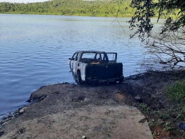 Amarok furtada em Santa Rosa é encontrada no Rio Uruguai em Novo Machado