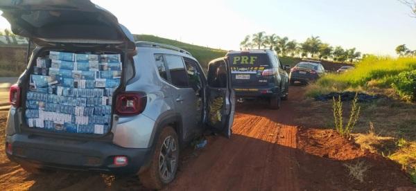 PRF apreende carga com quase 20 mil maços de cigarros em Ijuí