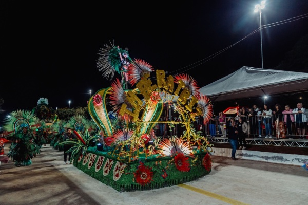 BICAMPEONATO> IMPERATRIZ DA ZONA NORTE VENCE O CARNAVAL 2025