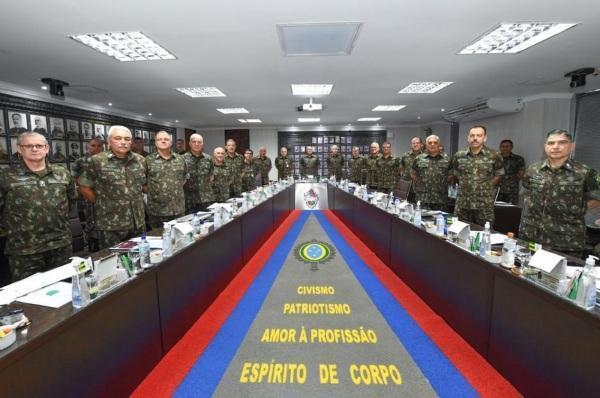 ELEIÇÕES 2022: Alto-Comando do Exército diz que “quem ganhar leva”