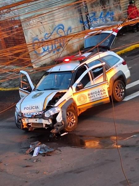 Acidente de trânsito envolve viatura da Brigada Militar em Cruz Alta