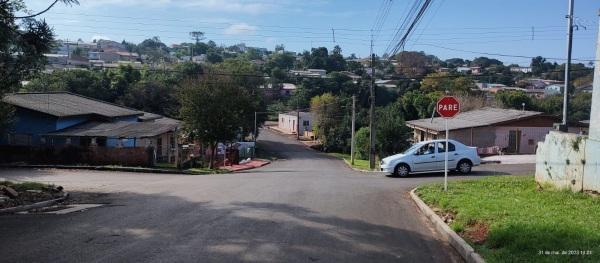 Departamento de Trânsito de Cruz Alta sinaliza cruzamento no Bairro Alvorada