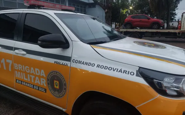Mulher é presa com mais de 50 kg de maconha e pistola na ERS-342 em Cruz Alta