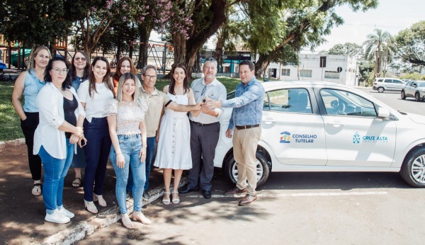 CRUZ ALTA> Novo veículo é entregue ao Conselho Tutelar do município