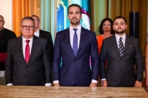 Eduardo Leite é empossado governador do Rio Grande do Sul