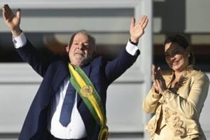 Lula toma posse e assume 3º mandato como presidente