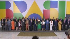 Lula toma posse e assume 3º mandato como presidente